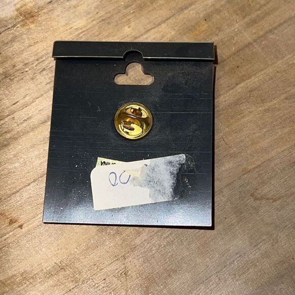 GREEN BAY PACKERS Football Vintage 1990s Hat Lapel Pin - BRAND NEW - SOLD AS IS - Picture 5 of 5